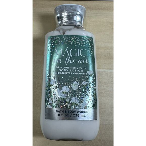 Bath & Body Works MAGIC IN THE AIR Moisture Body Lotion 8 fl.oz 236ml New Sealed - Picture 1 of 2